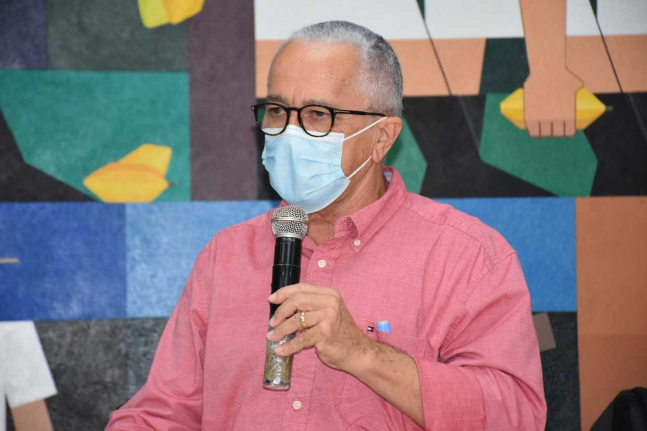 Camacã: Secretário do Estado Josias Gomes visita Camacã e assina convênios com o CIMA